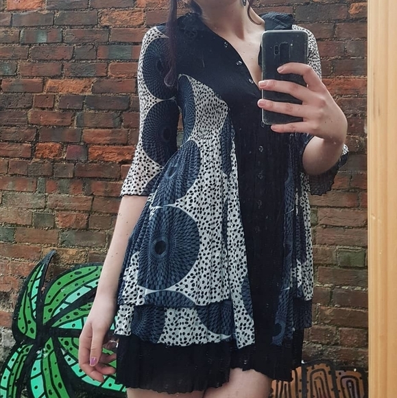 lindi Dresses & Skirts - Lindi tunic dress